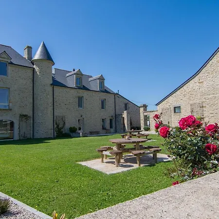 Domaine De Kerbillec Couette-café Theix