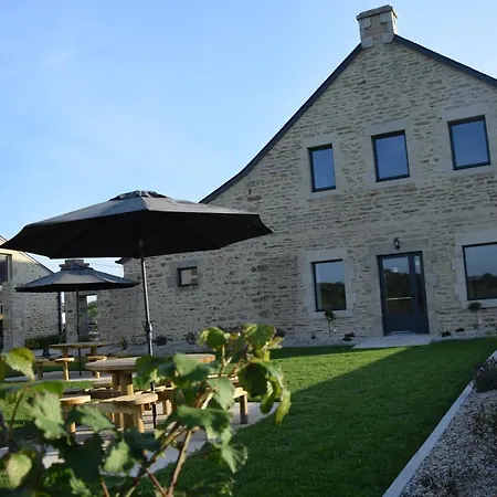 Bed & Breakfast Domaine De Kerbillec 3*