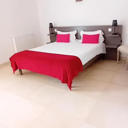 Domaine De Kerbillec Bed & Breakfast 3*